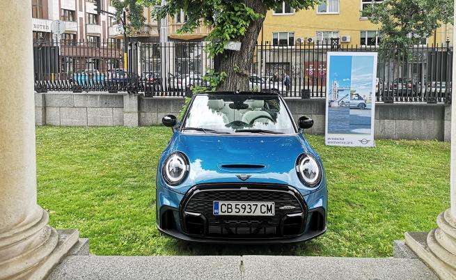 Обновените модели на MINI вече са в София