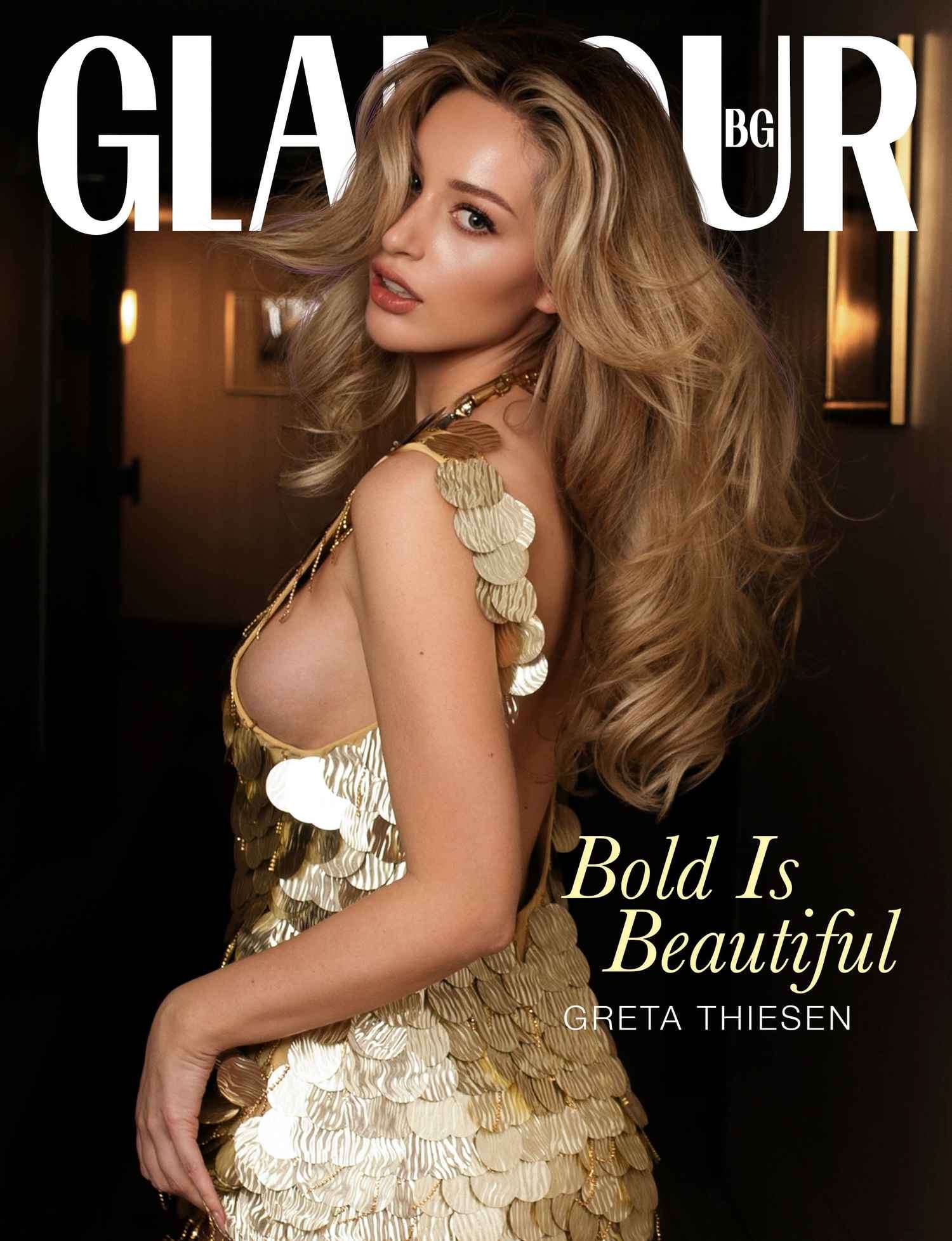 Between Velvet and Gold