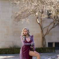 Masha Lund: A Fusion of Fame, Fashion, and Flawless Skin