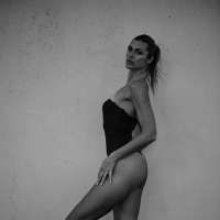 Classic Beauty: Sabrina Biljana