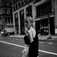 Стил в движение: Grace Julia Connor