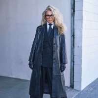 Claudia Black в тишината след „екшън“