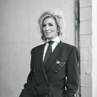 Claudia Black в тишината след „екшън“