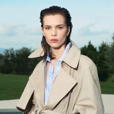Модната колаборация Victoria Beckham x Mango прави комплимент към съвременната жена